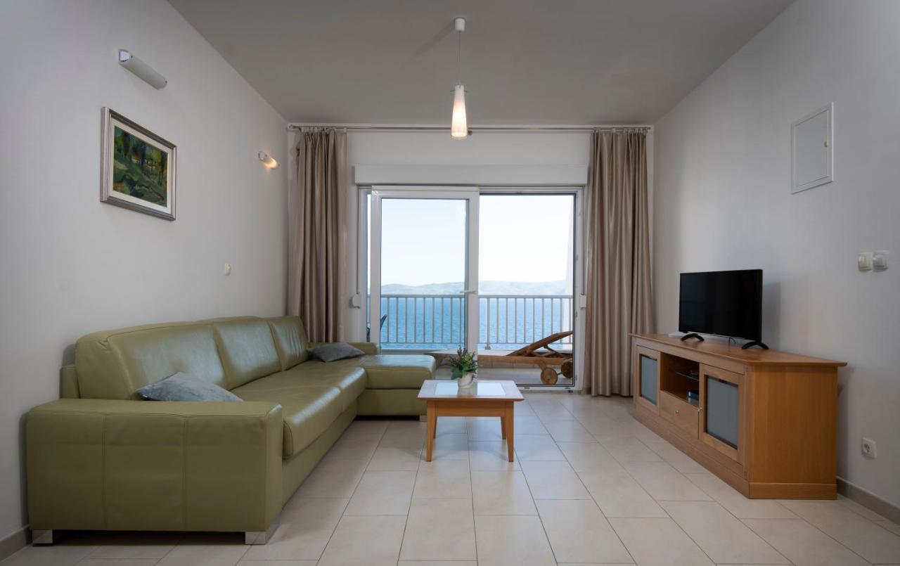 Apartments Vela Sollis Marusici  Bagian luar foto