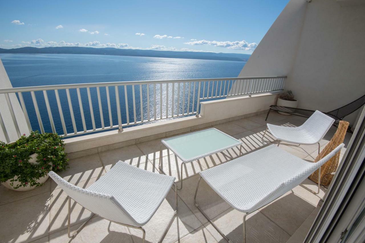 Apartments Vela Sollis Marusici  Bagian luar foto
