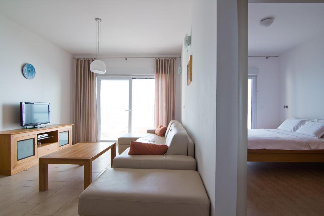 Apartments Vela Sollis Marusici  Ruang foto